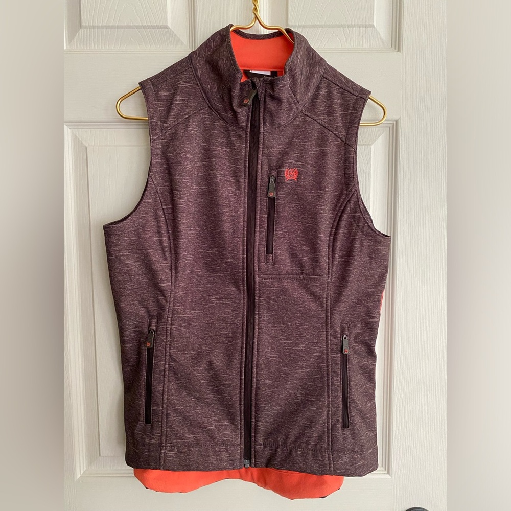 Cinch vest